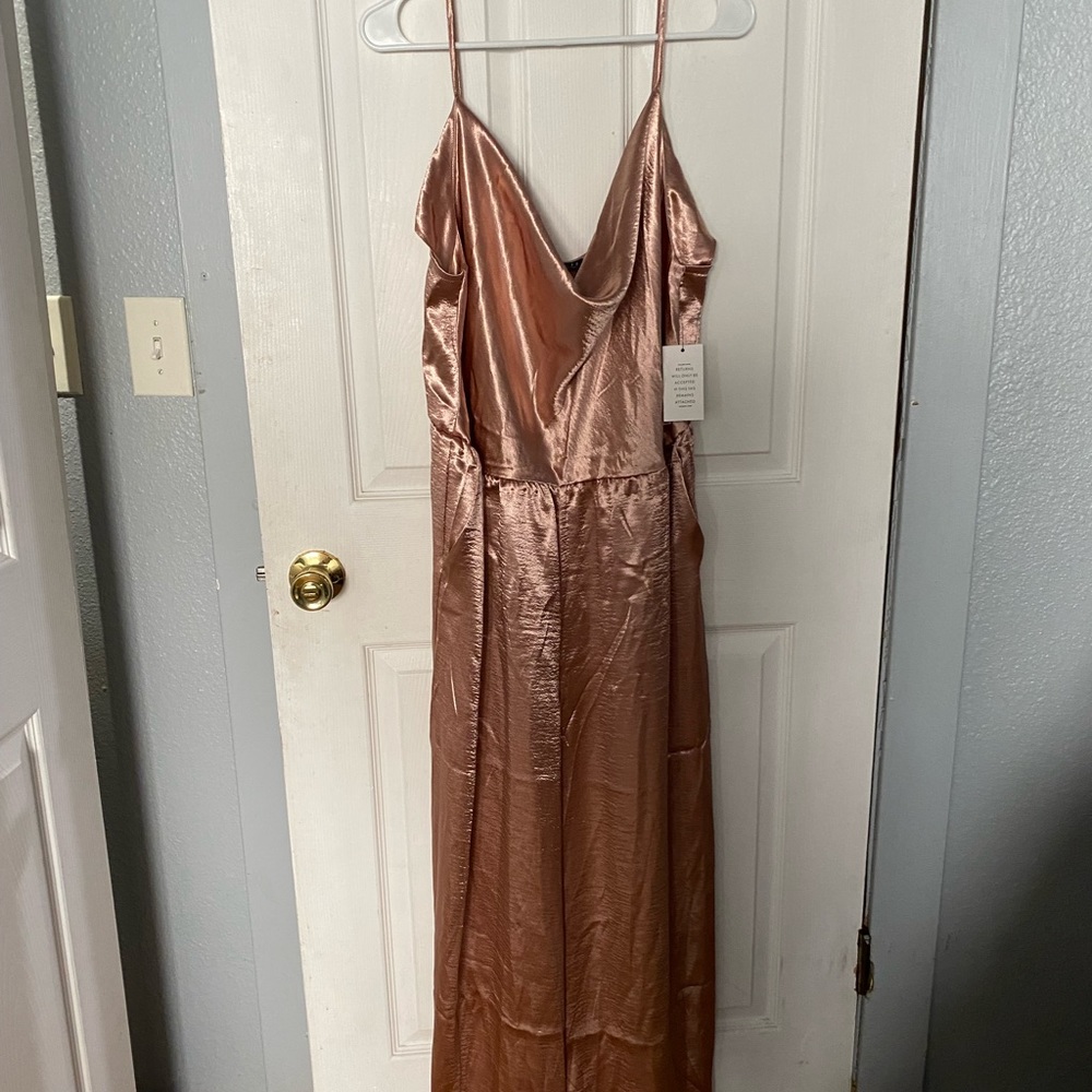 Eloquii size 16 jumper in rose gold